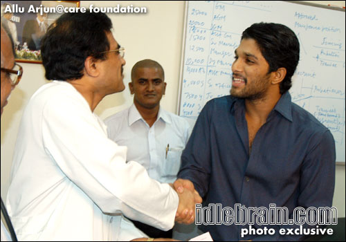 Allu Arjun donates